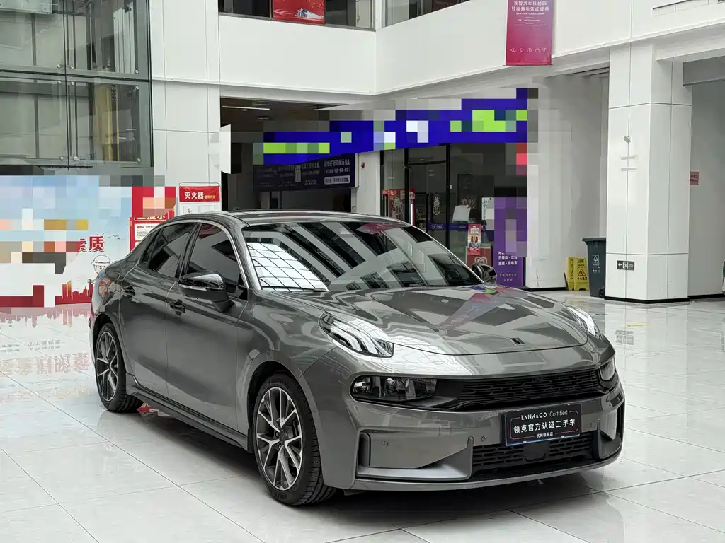 Lynk & Co 03 — миниатюра 3
