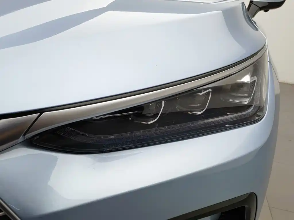 BYD Tang New Energy — миниатюра 7