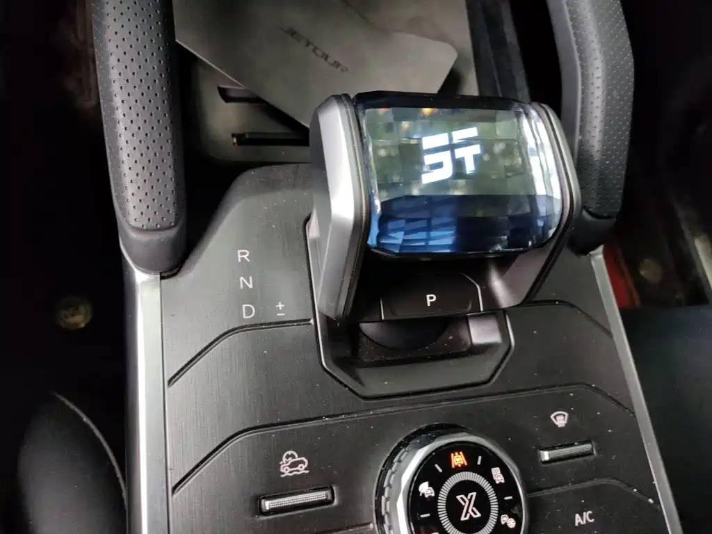 Jetour Traveller — миниатюра 10
