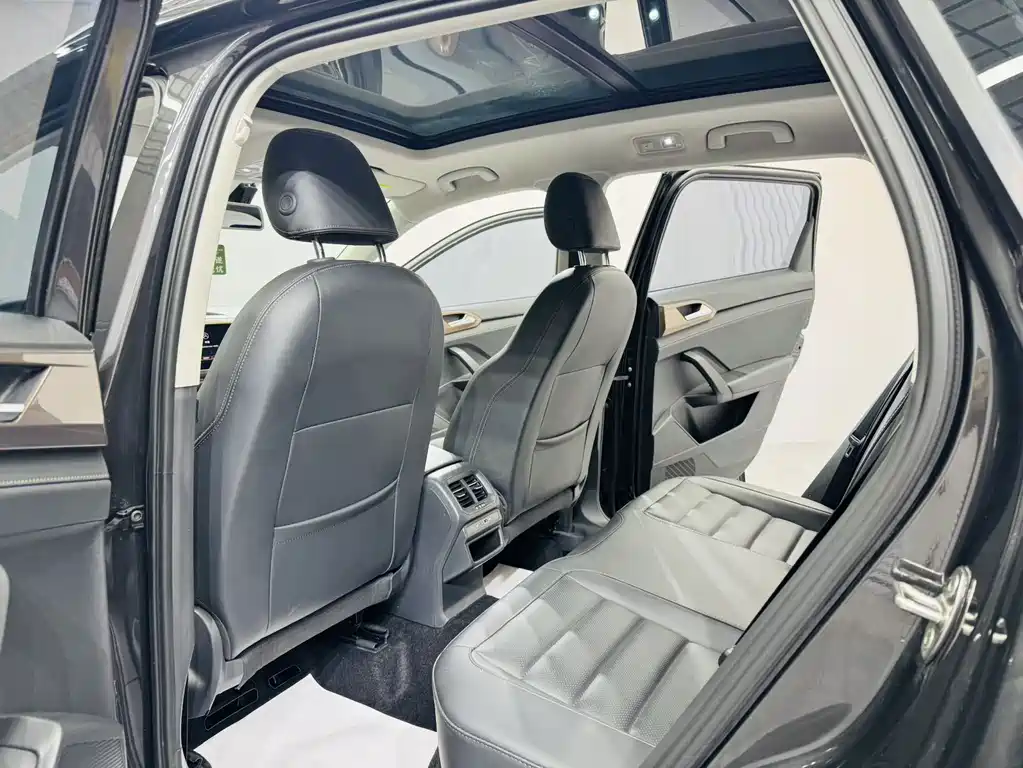 Volkswagen Tharu — миниатюра 12