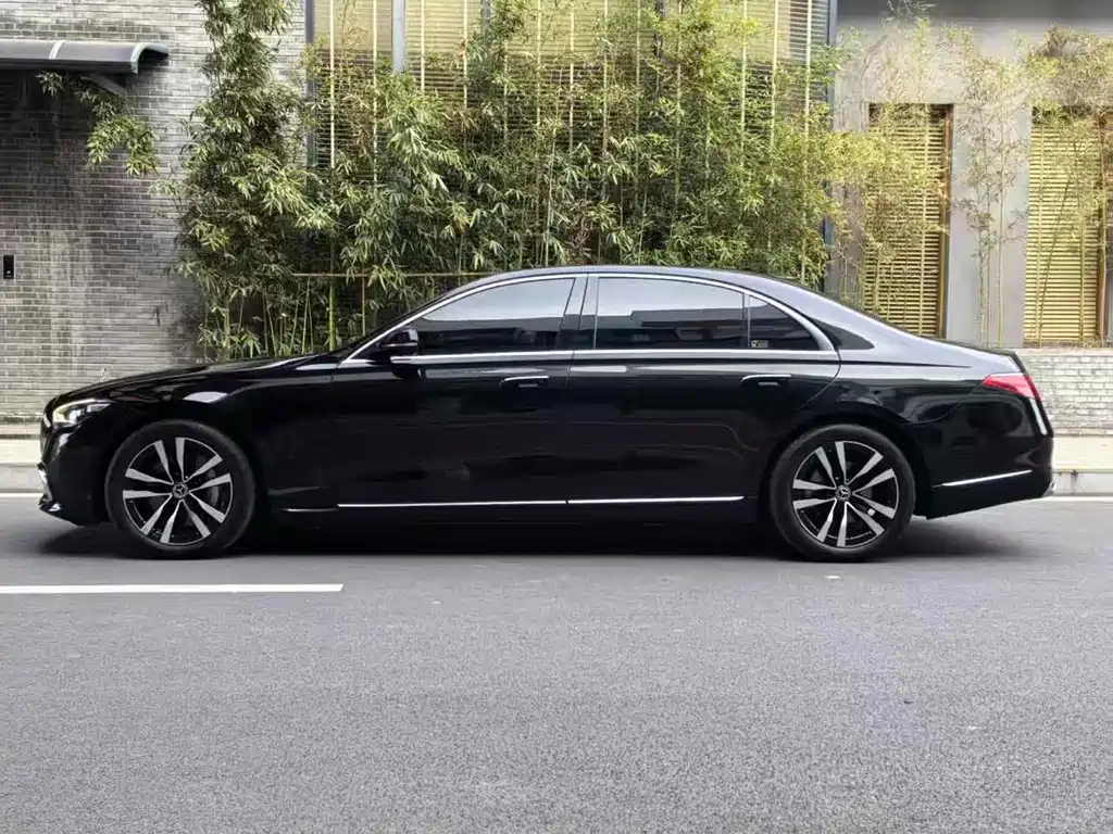 Mercedes-Benz S-Class — миниатюра 4