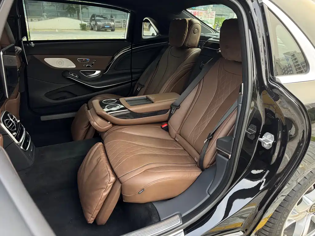 Mercedes-Benz S-Class — миниатюра 15