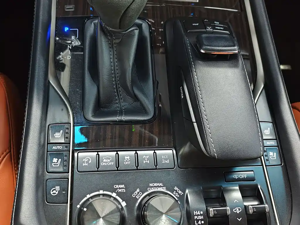 Lexus LX — фотографии объявления, Фото 14