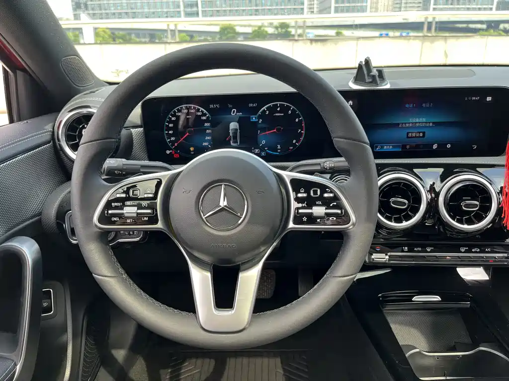 Mercedes-Benz A-Class — миниатюра 11