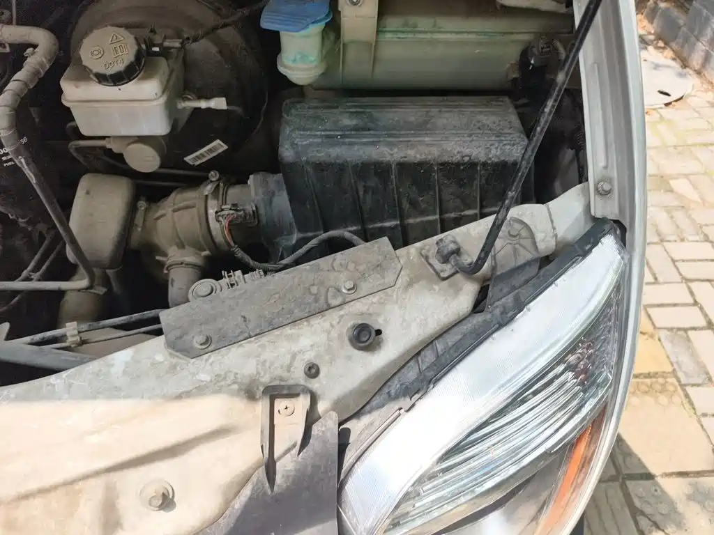 MAXUS V80 — миниатюра 22