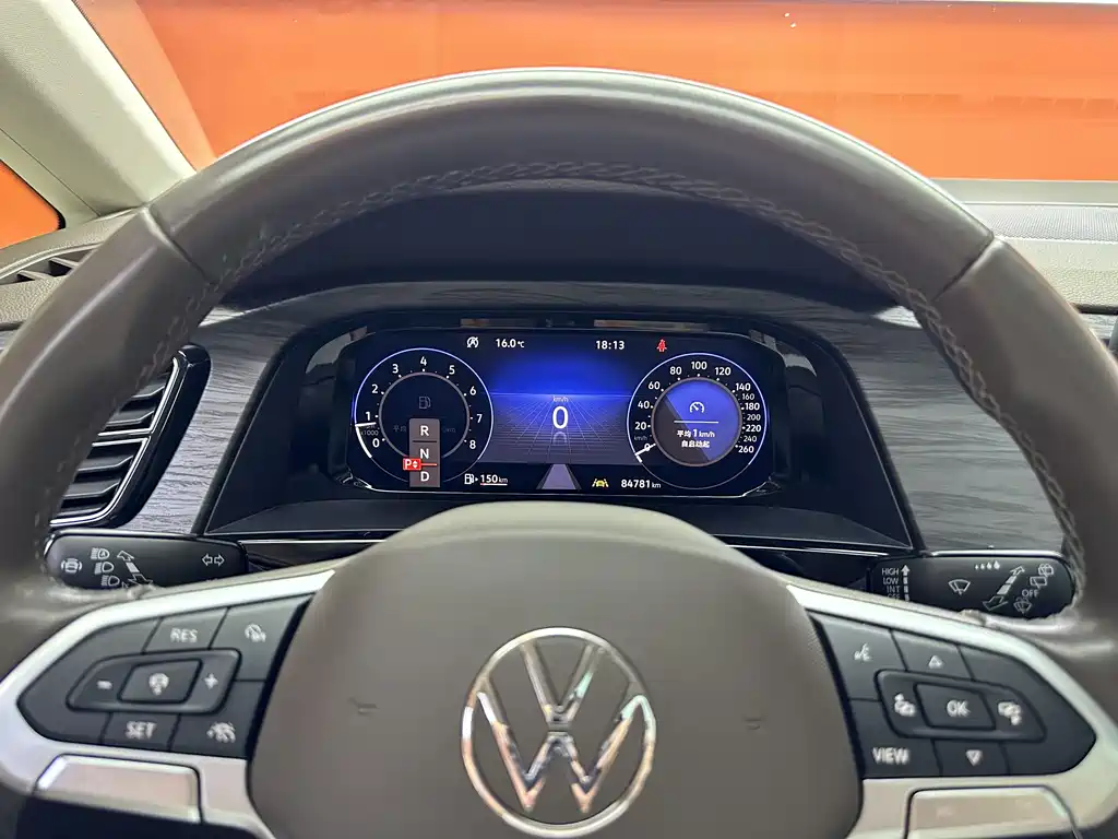 Volkswagen Viloran 2022 380TSI Luxury