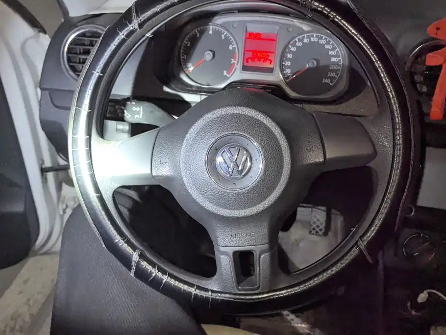 Volkswagen Jetta — миниатюра 15