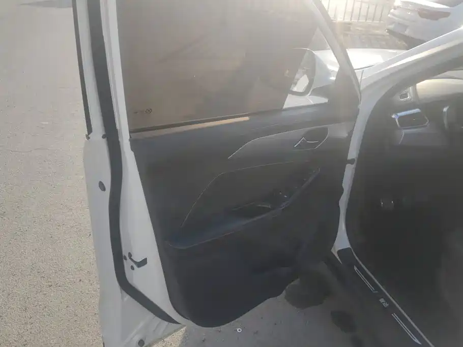 BAIC X3 — миниатюра 6