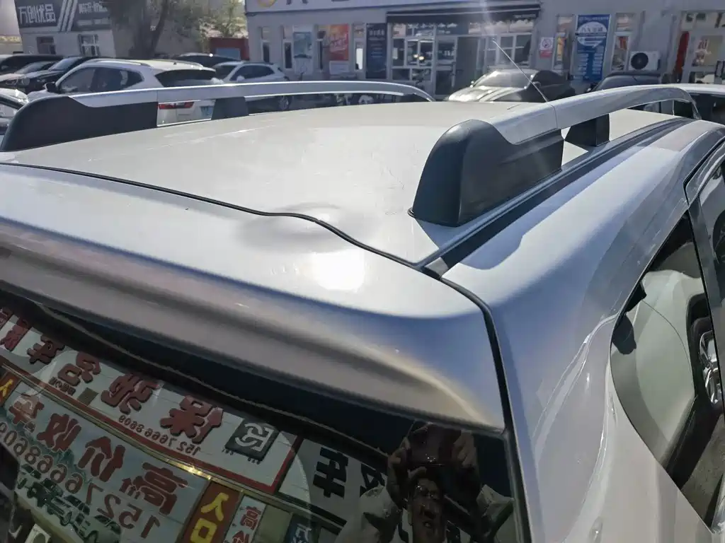 Nissan Livina — миниатюра 9
