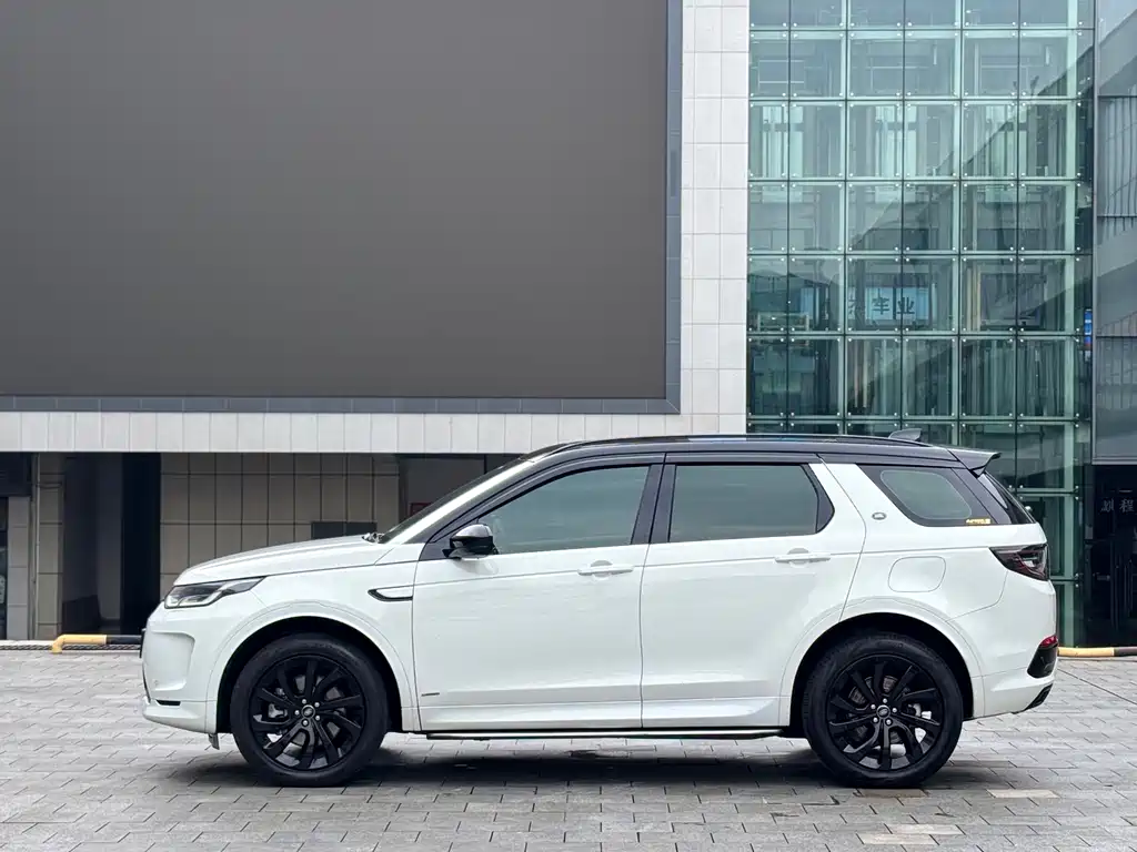 Land Rover Discovery Sport Hybrid — миниатюра 16