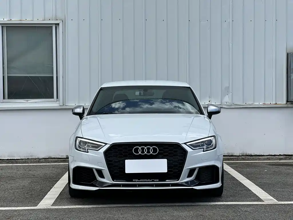 Audi A3 - фото 2