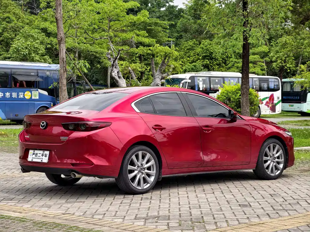 Mazda 3 Axela — миниатюра 7