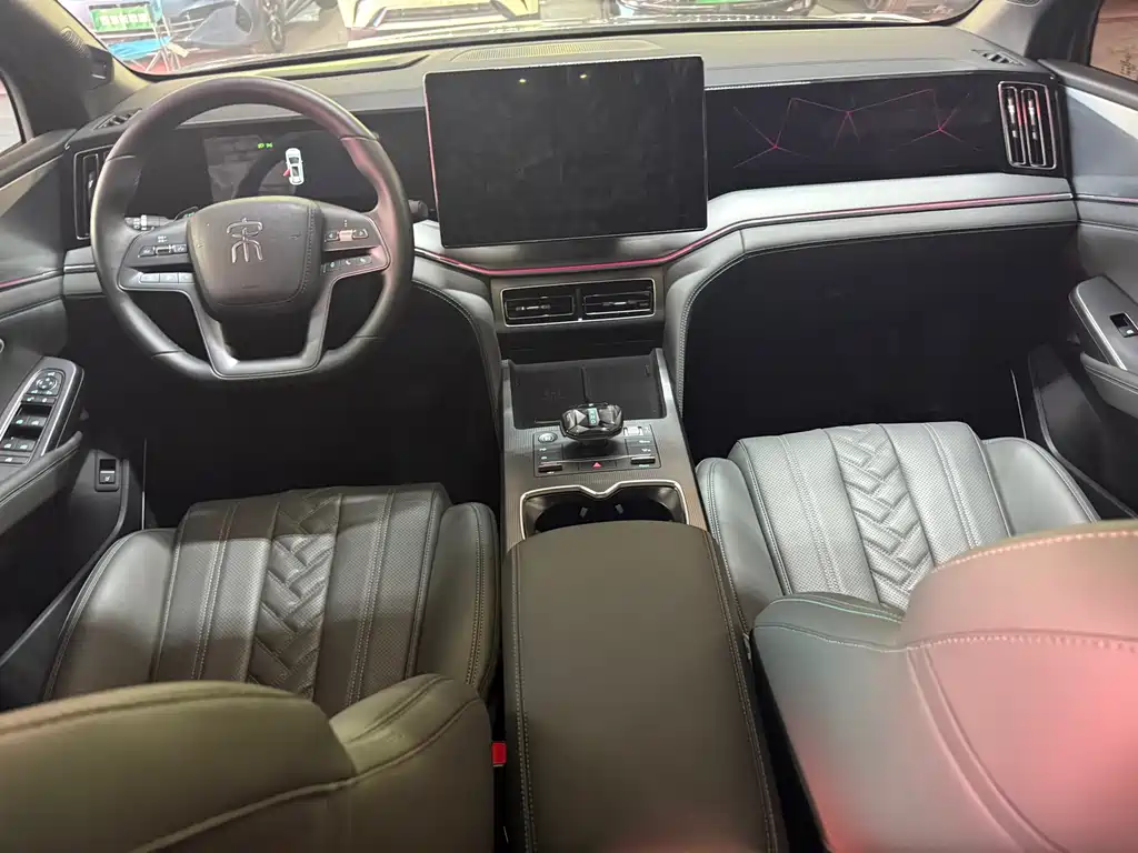 BYD L DM-i — миниатюра 5