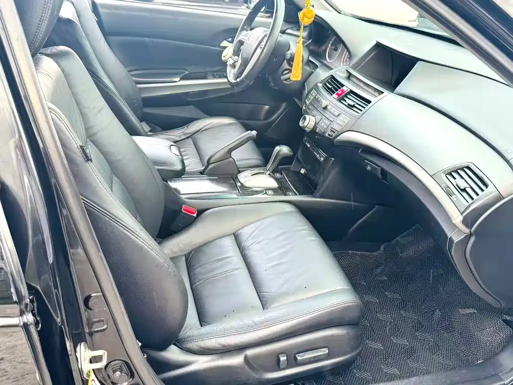 Honda Accord — миниатюра 5