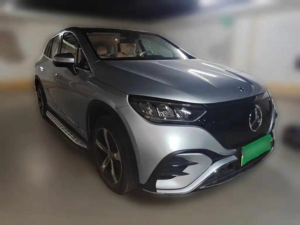 Mercedes-Benz EQE SUV — миниатюра 3