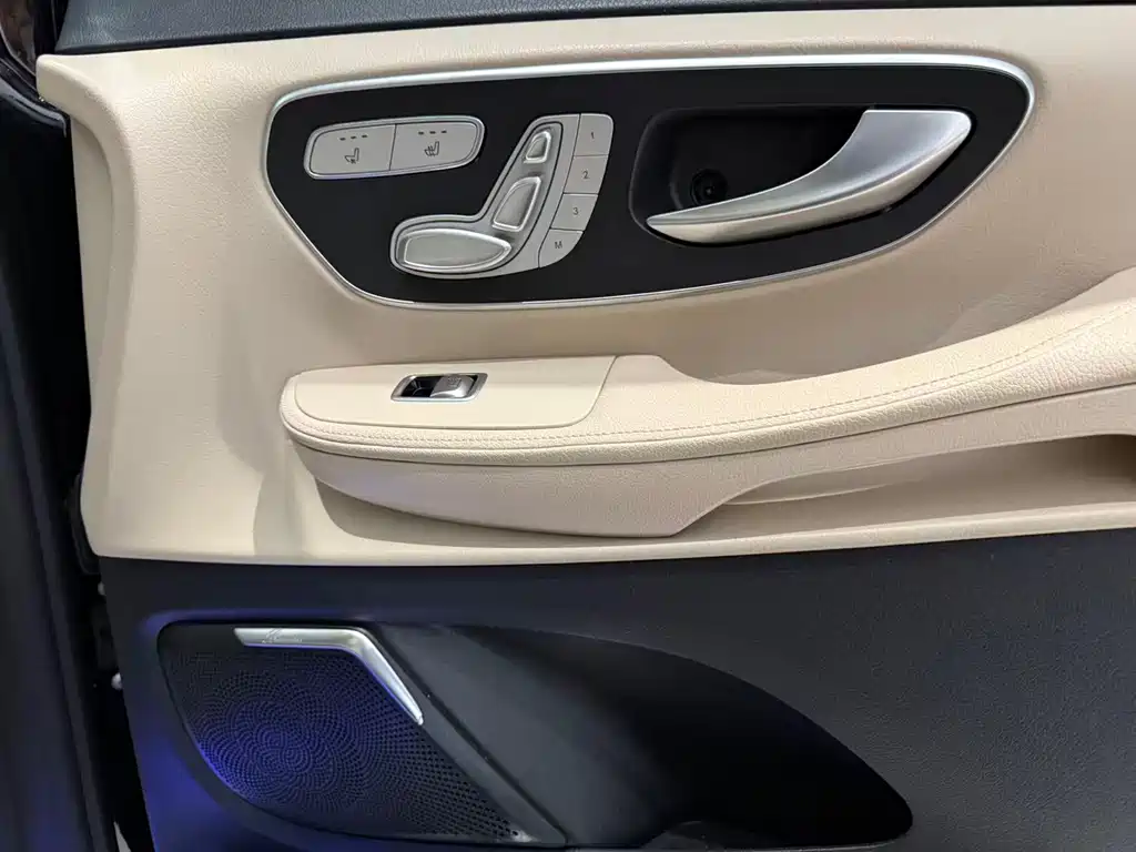 Mercedes-Benz V-Class V 2022 V 260 Luxury