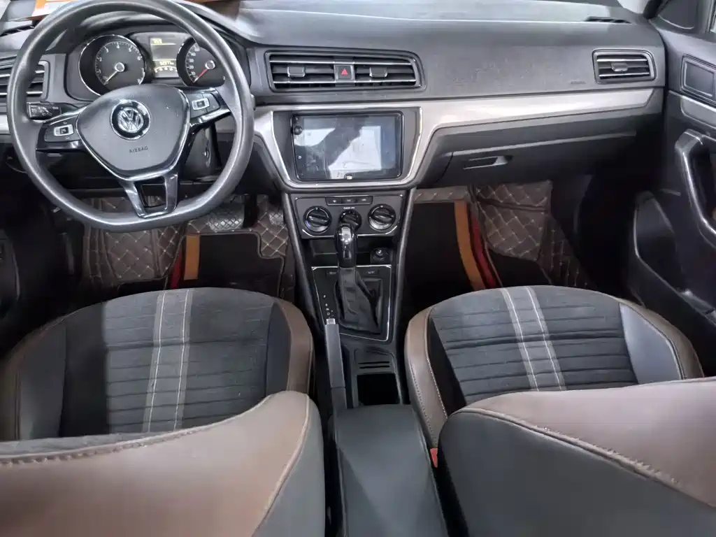 Volkswagen Lavida — миниатюра 8