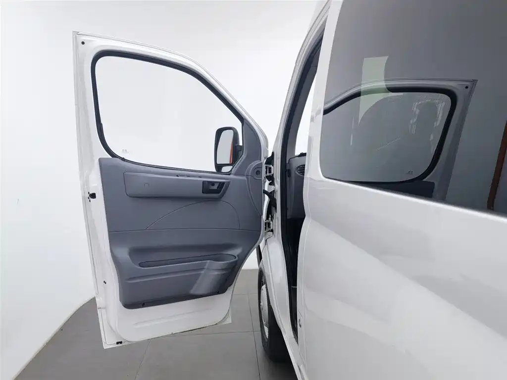 SAIC MAXUS XINTU V80