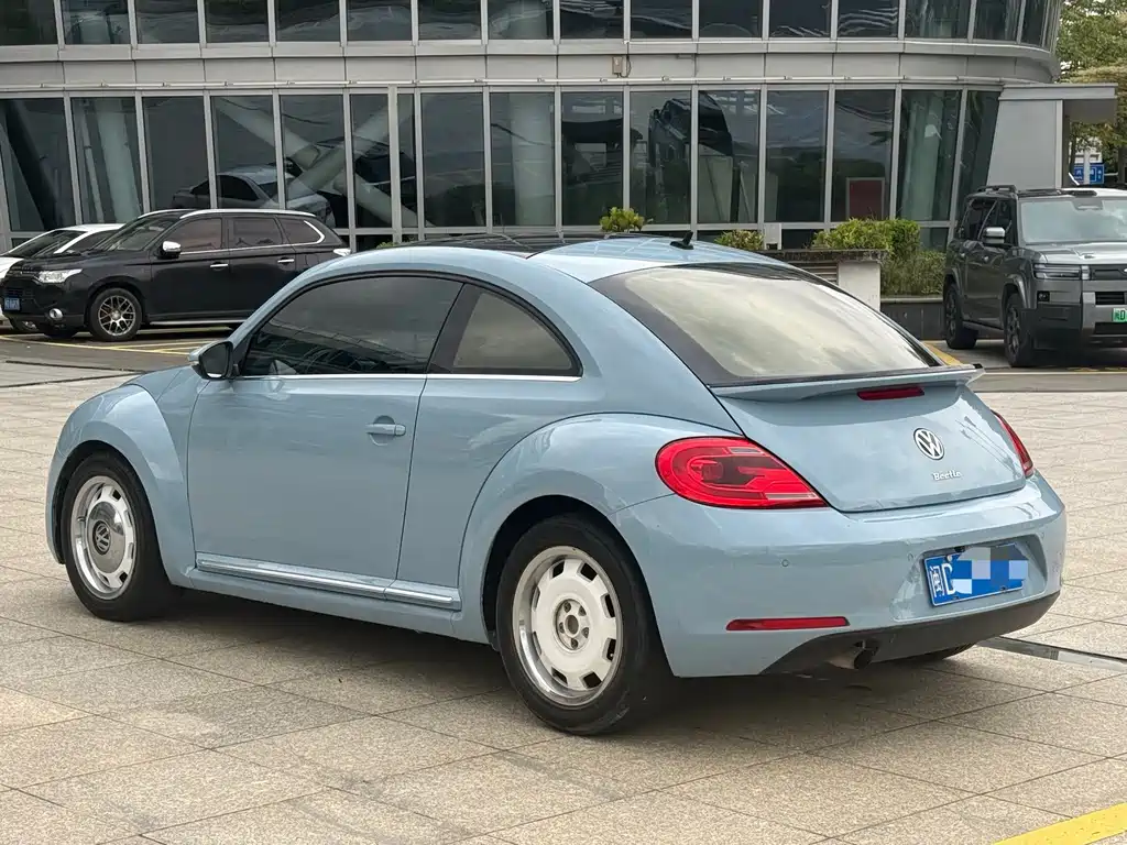 Volkswagen Beetle — миниатюра 6