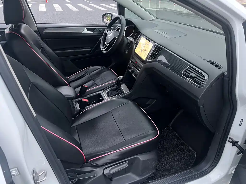 Volkswagen Golf Sportsvan — миниатюра 13