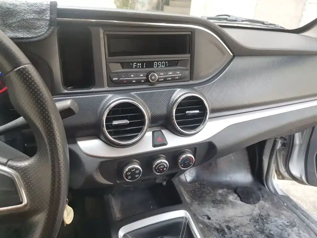Dongfeng Rich — миниатюра 6