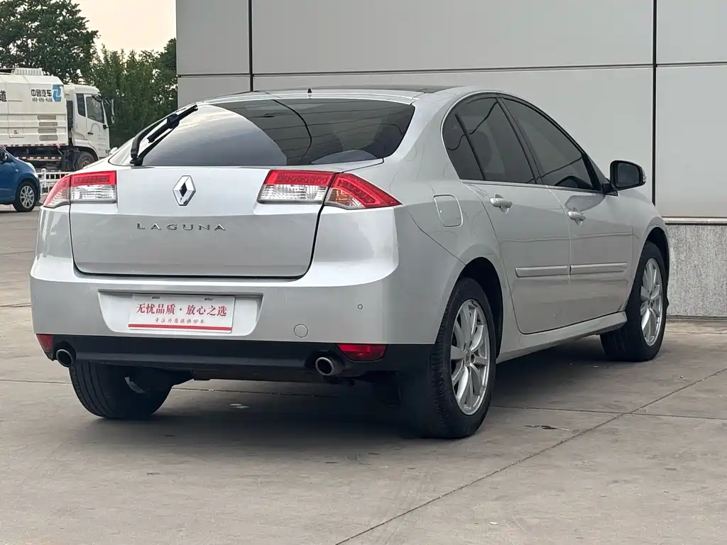 Renault Laguna 2.0T, фото 3