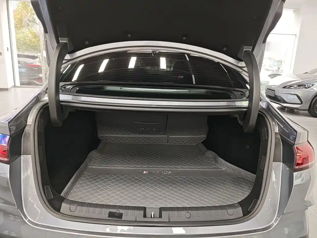 BYD Qin L — миниатюра 19