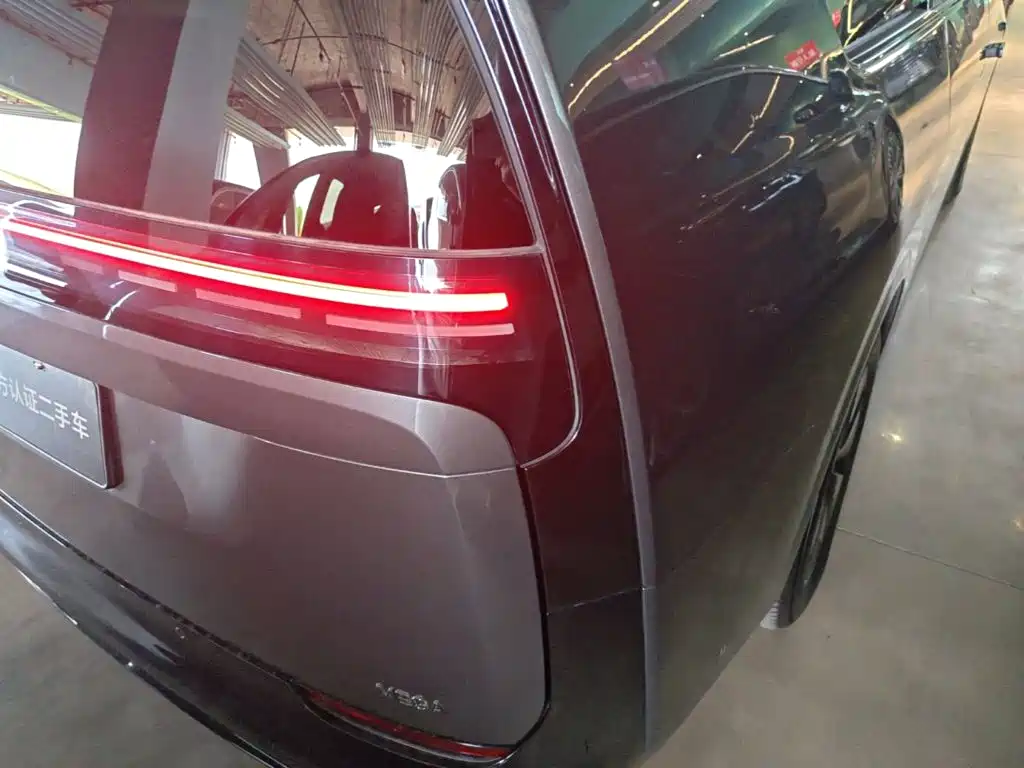 Li Auto MEGA 2025 Ultra