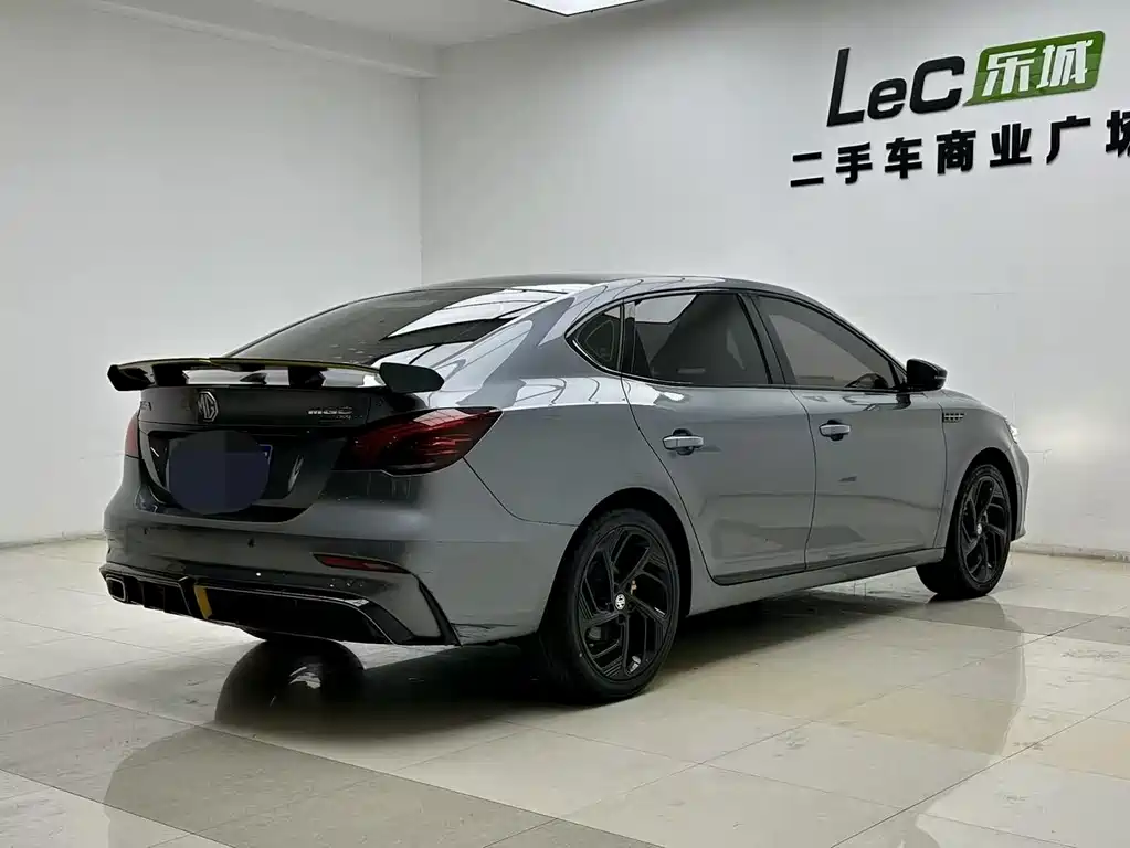 MG MG6 — миниатюра 14