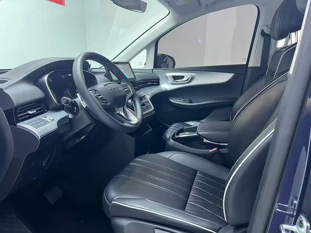 Roewe iMAX8 2021 400TGI Flagship