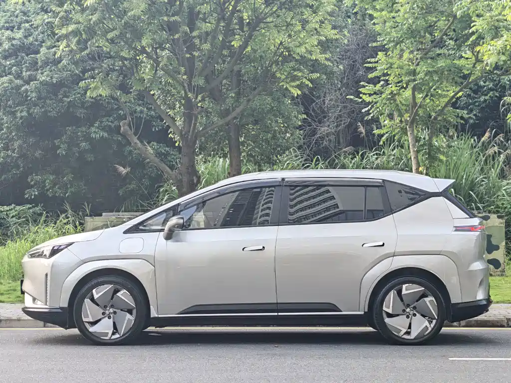 Hycan Z03 — миниатюра 4