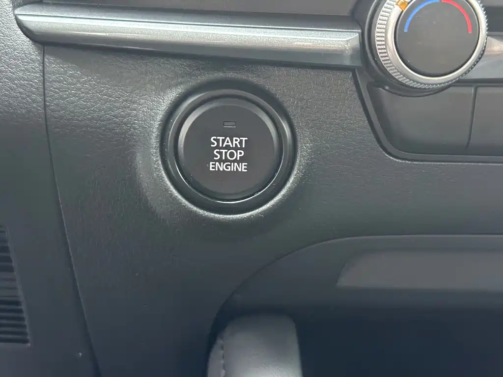 Mazda 3 Axela — миниатюра 11