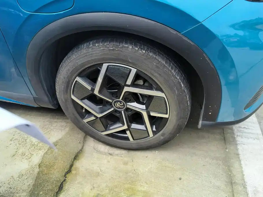 BYD Yuan Plus — миниатюра 6