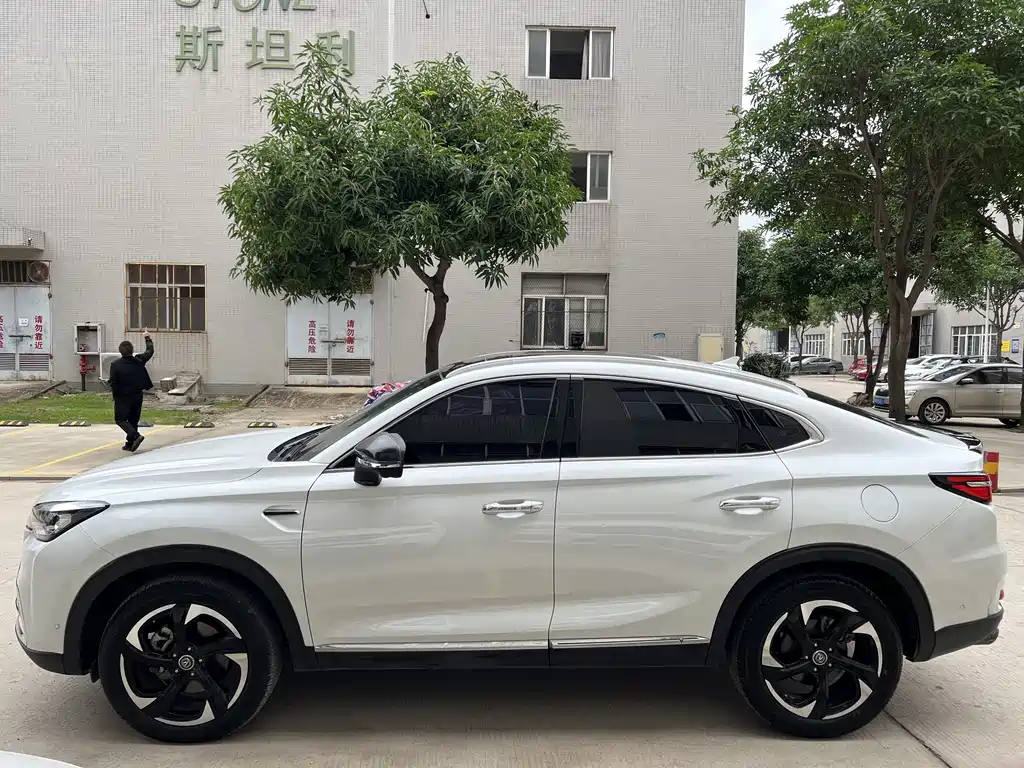 CHANGAN CS85 COUPE