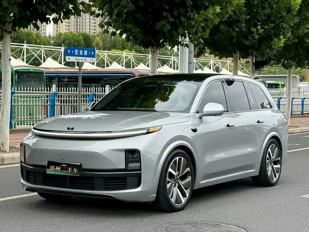 Li Auto Li L8