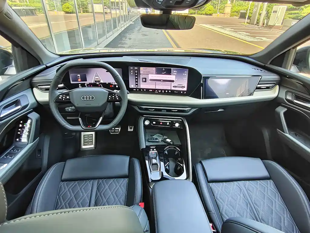 Audi Q5L — миниатюра 6