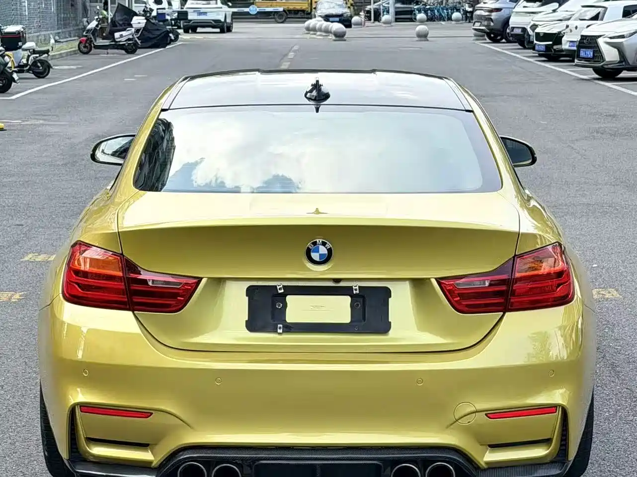 BMW M4