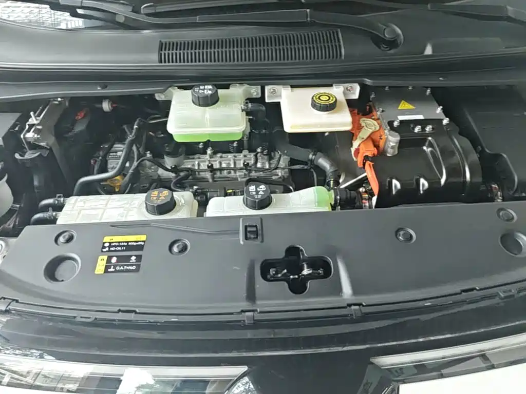 GAC Motor 传祺E8 PHEV — миниатюра 20
