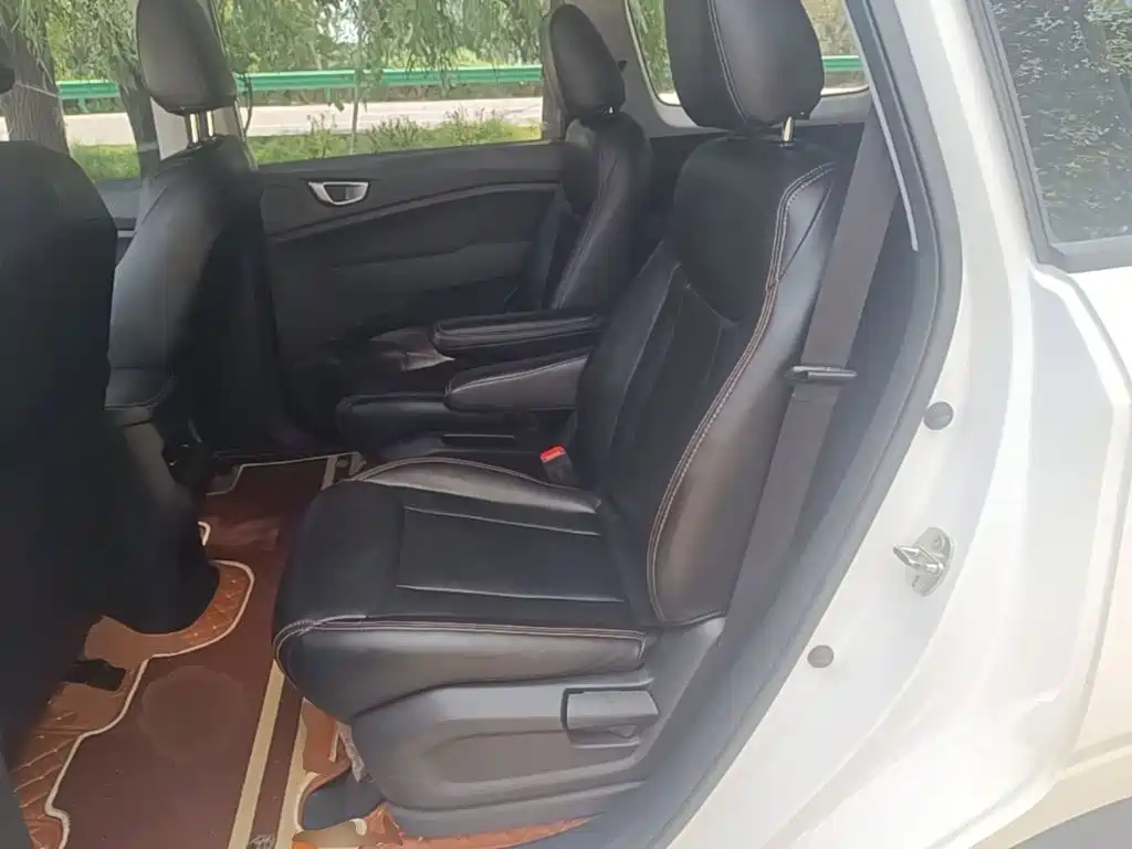 Wuling Jiachen — миниатюра 17