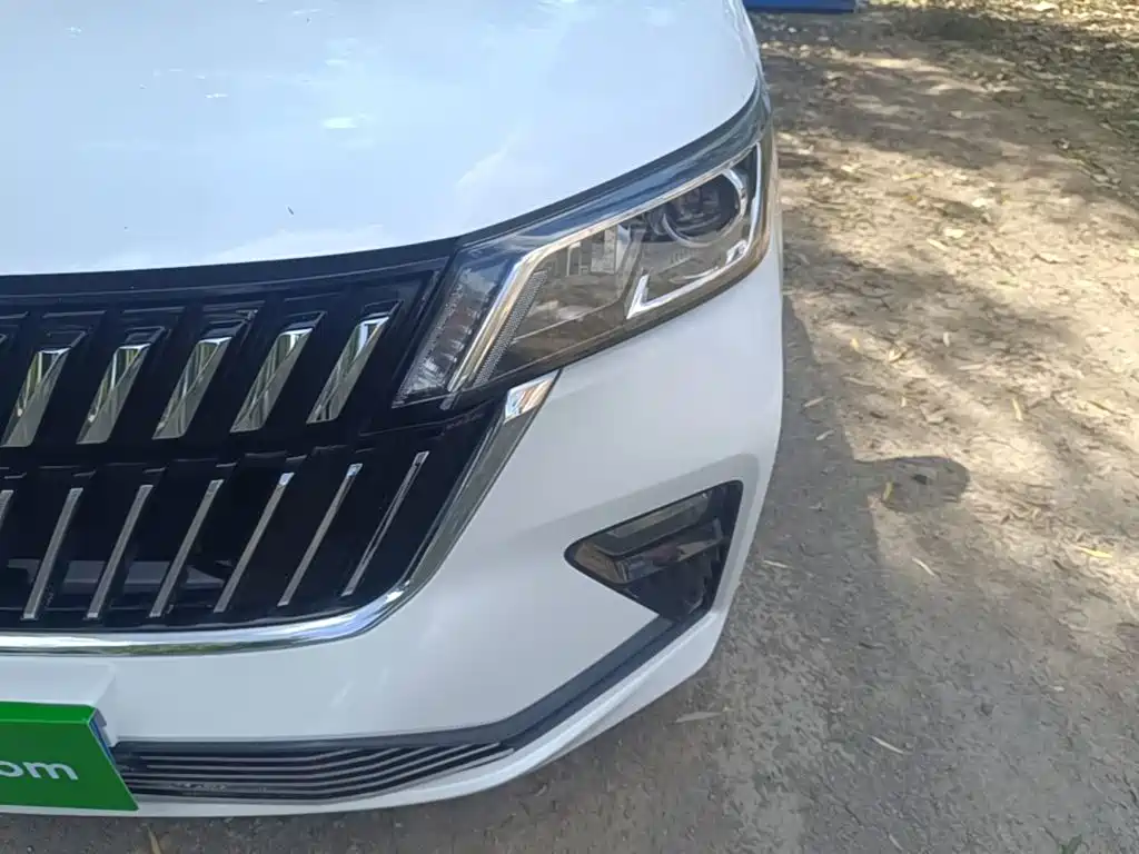 Wuling Jiachen — миниатюра 24