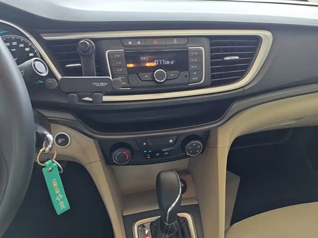 Buick Excelle — миниатюра 13