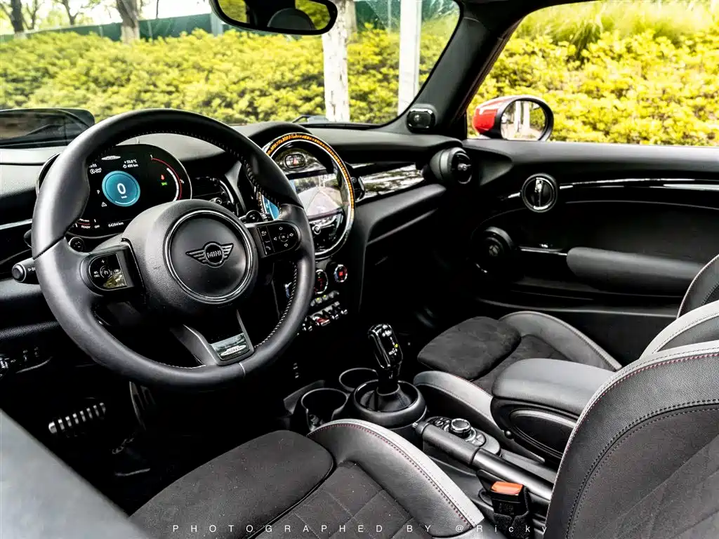 Mini JCW 2023 2.0T JOHN COOPER WORKS ALL-IN