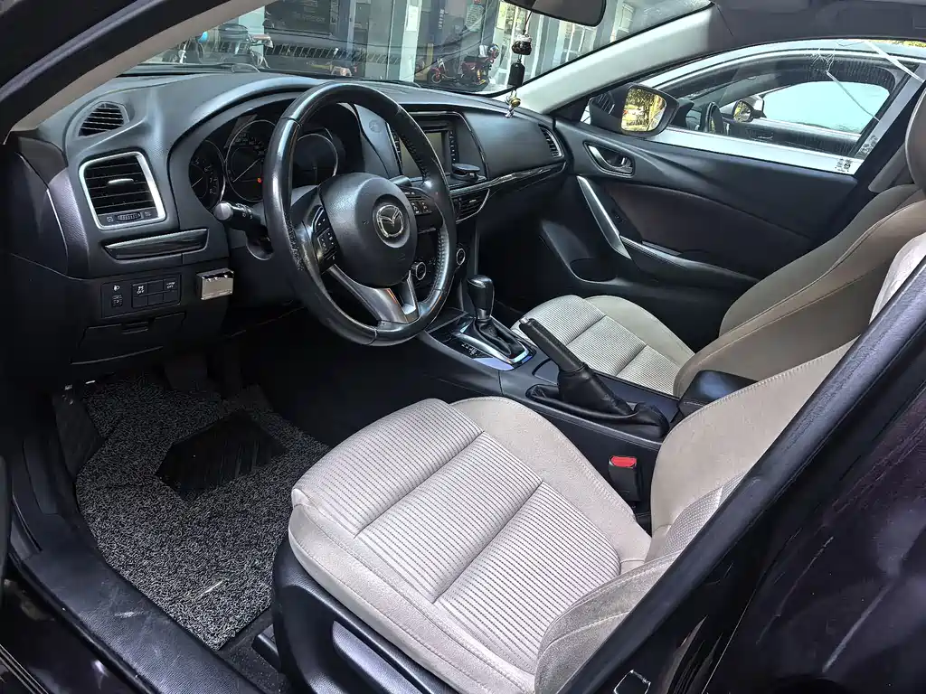 Mazda Atenza 2014 2.0L Fashion