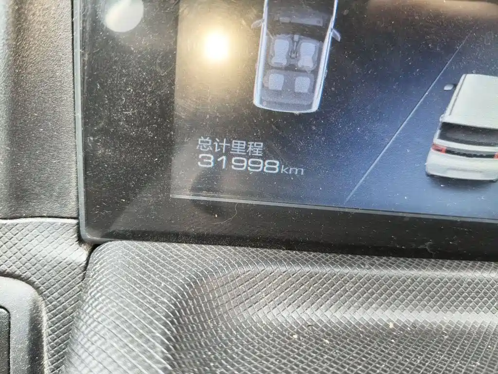 Wuling MINIEV — миниатюра 8