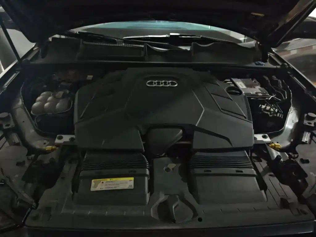 Audi Q7 — миниатюра 21