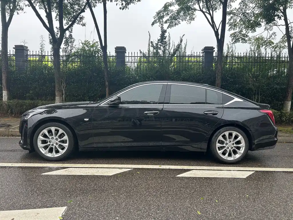Cadillac CT5 — миниатюра 9