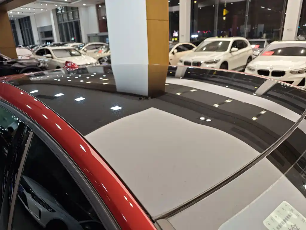Volvo V40 — миниатюра 33