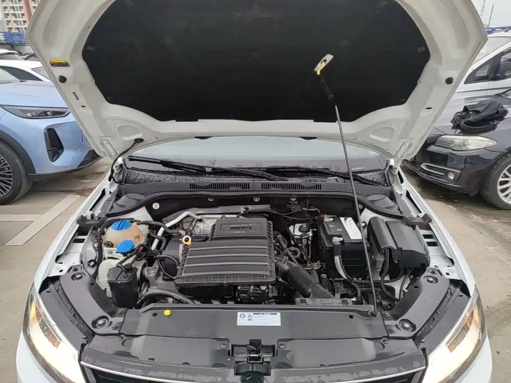 Volkswagen Sagitar — миниатюра 20