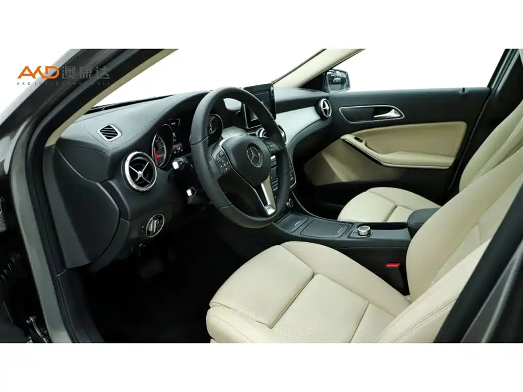 Mercedes-Benz GLA — миниатюра 6
