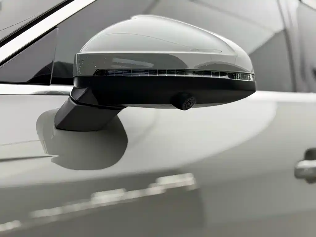 Audi A4 (Import) — миниатюра 10